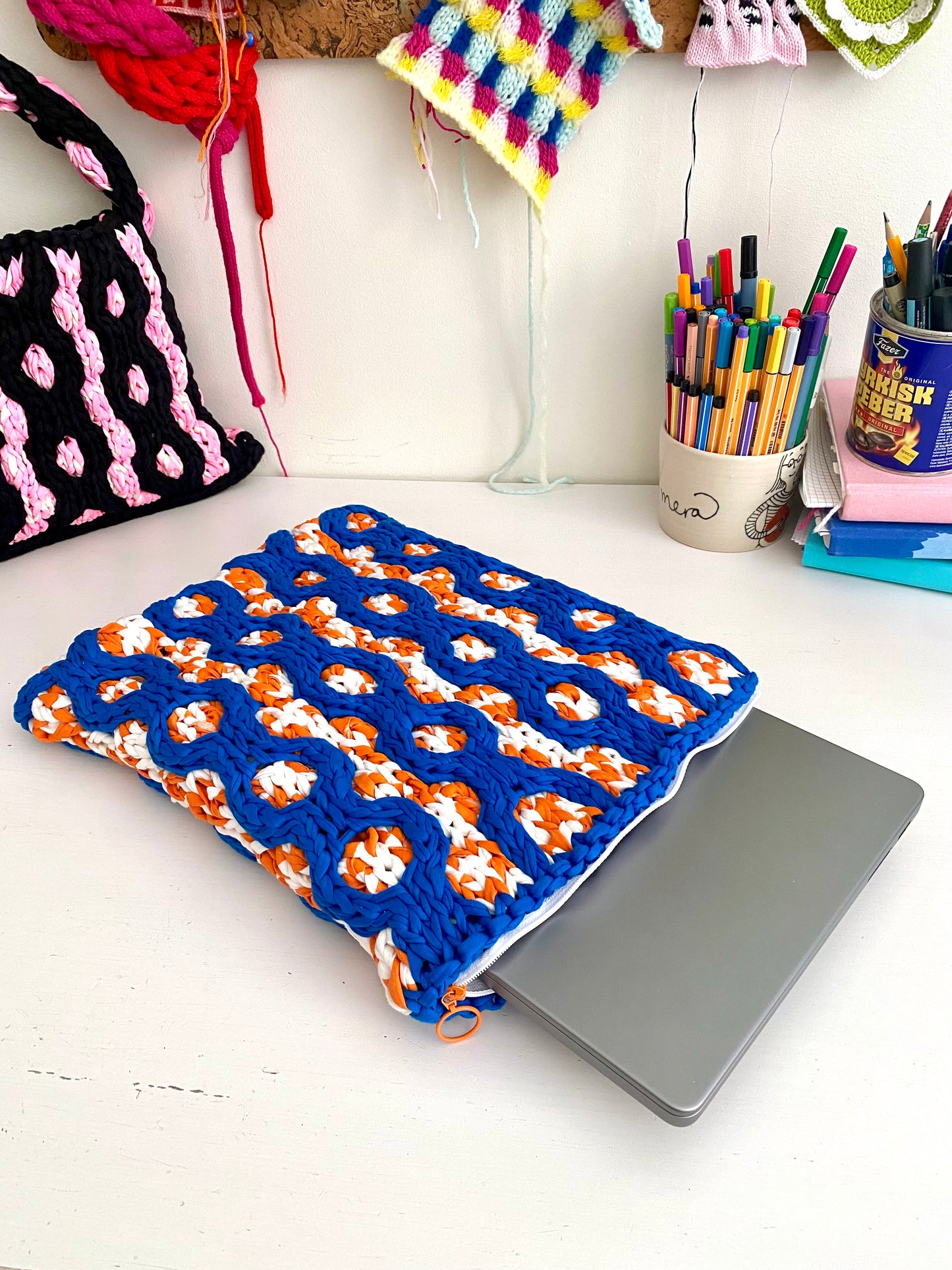 PDF Pattern: Cable Chain Laptop Case