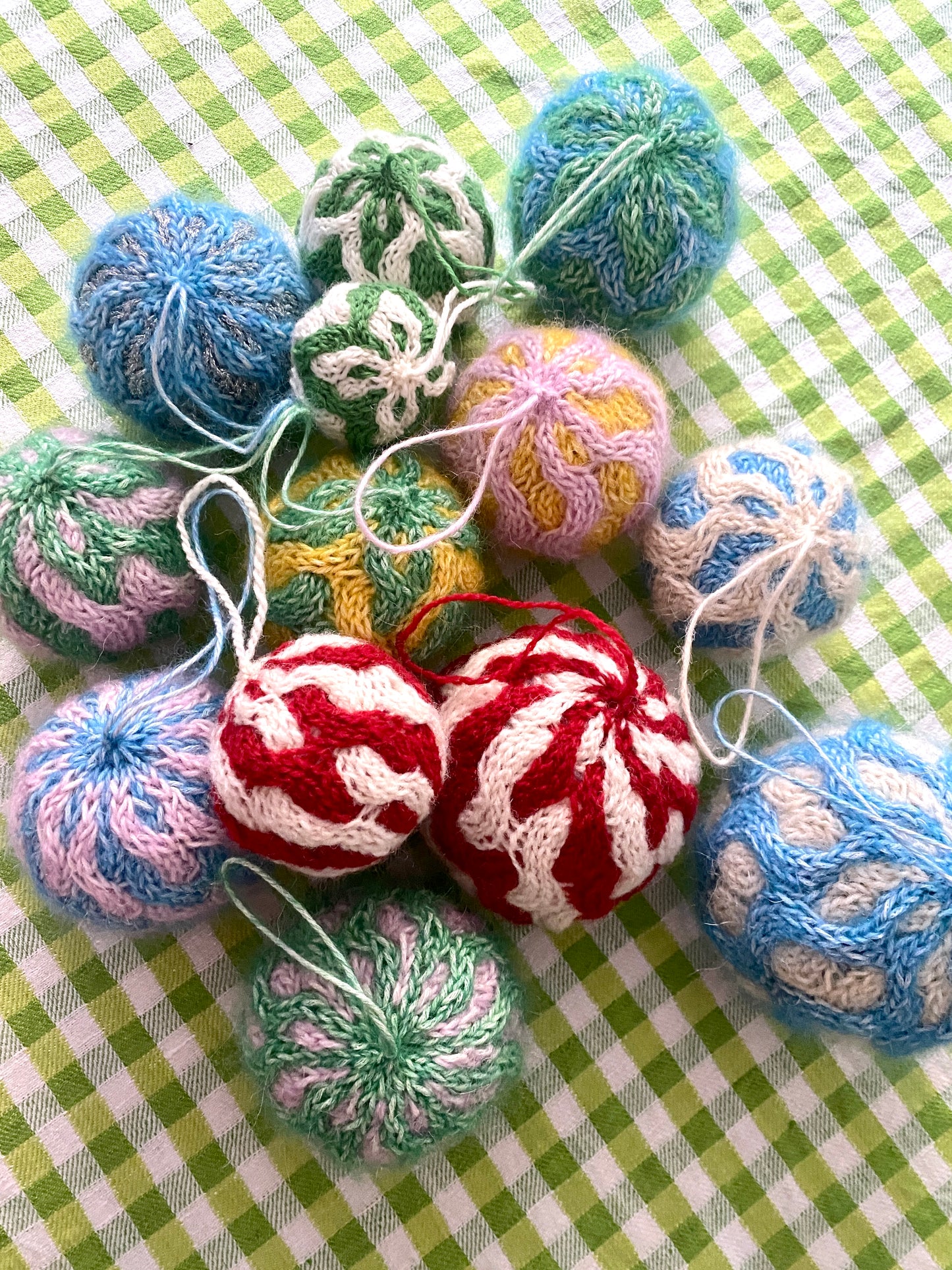 PDF Pattern: Klarybarry Baubles